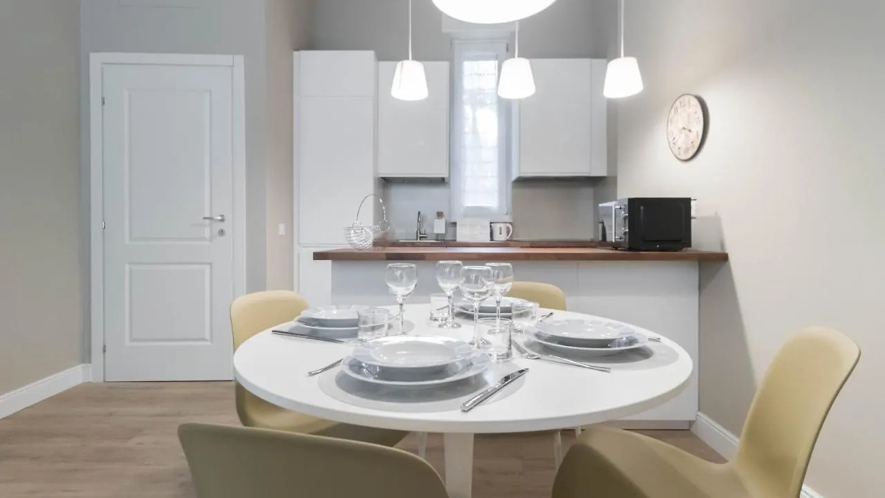 Apartamento Italianway - Porta Nuova 6 Milán 0*,
